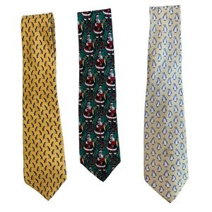 Lot of 3 holiday men’s silk ties